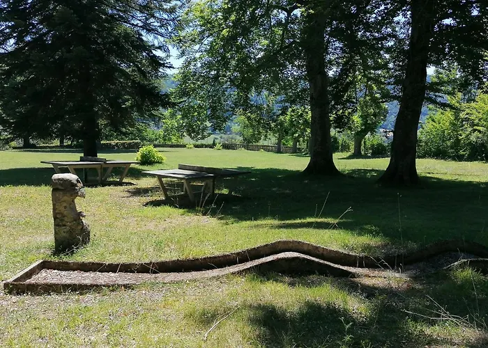 Chambre D\'Hotes Dans Le Domaine Du Chateau De Saint-Geoire